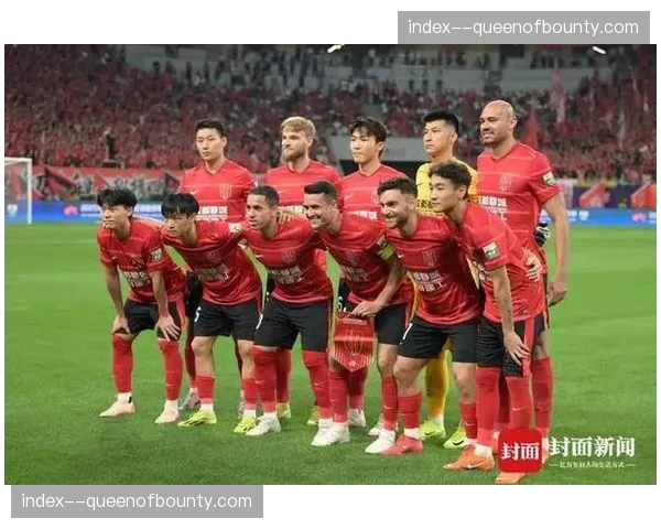 成都蓉城1-0小胜上海申花，全队坚韧防守力保零封并抓住唯一反击机会致胜